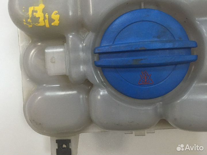 Продам расширительный бочек Фольцваген туарег nf