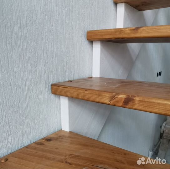 Лестница на заказ и комплектующие