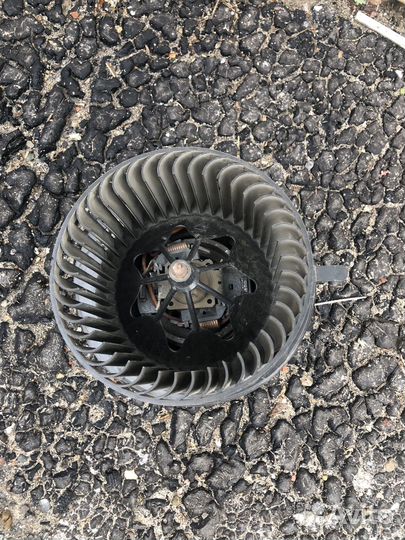 Мотор отопителя Skoda Superb Mk2