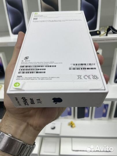 iPhone 15 Pro Max, 256 ГБ