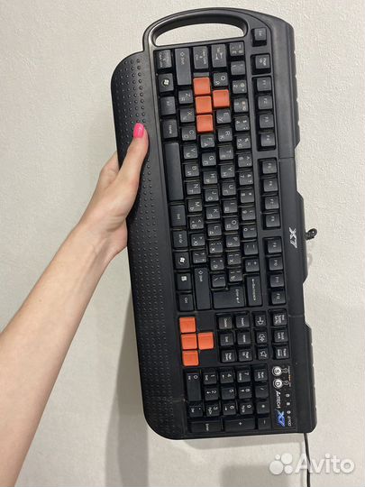 Игровая клавиатура