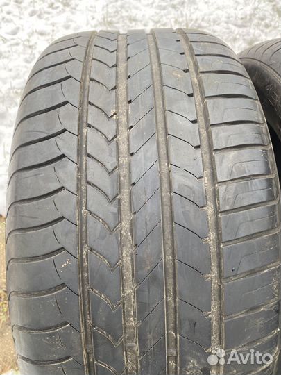 Goodyear EfficientGrip 275/40 R19 101Y