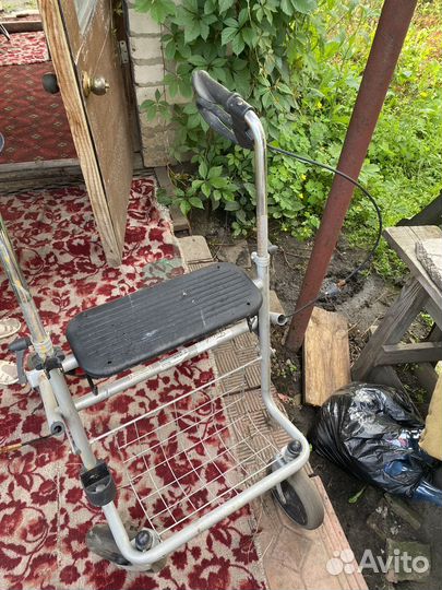 Ходунки для взрослых на колесах