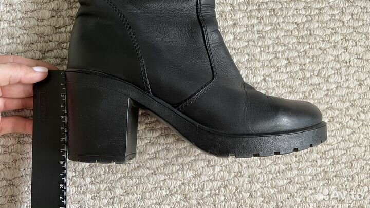 Зимние сапоги из натуральной кожи 37 р-р