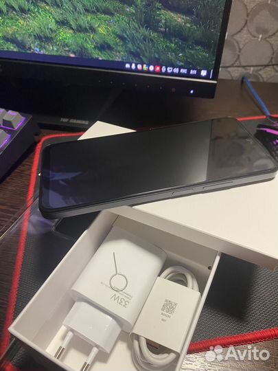 Xiaomi 12, 8/128 ГБ