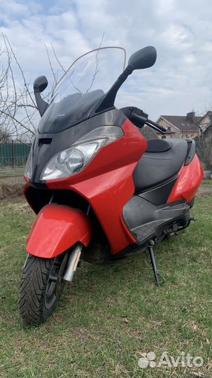 Продается скутер Aprilia Atlantic 250