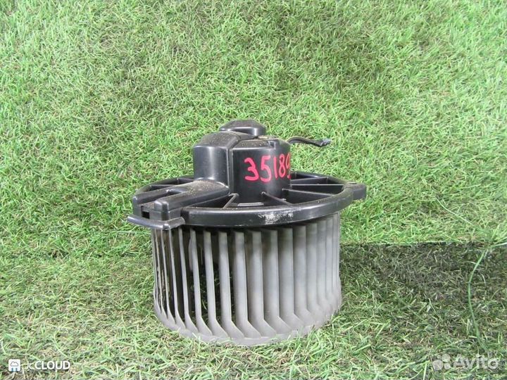 Мотор печки на toyota caldina AT211G 7A-FE