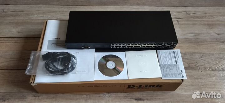 Управляемый коммутатор Edge-core ES3528M