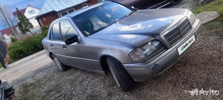 Mercedes-Benz C-класс 2.2 МТ, 1993, 305 828 км