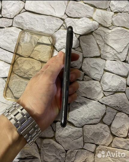 iPhone X, 64 ГБ