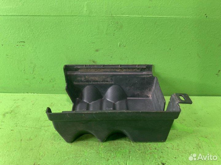 Крышка блока управления iveco stralis