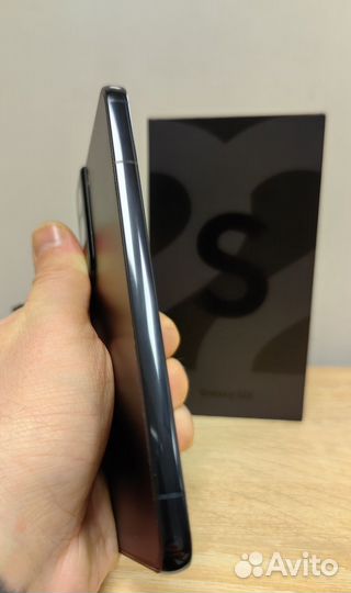 Samsung Galaxy S22, 8/128 ГБ