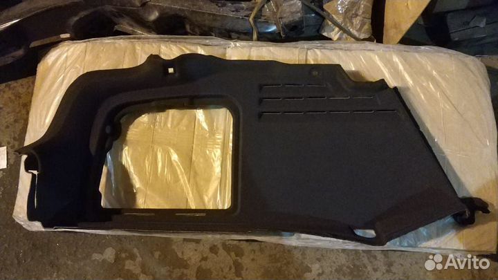 Обшивка багажника audi A6 (C6,4F) 2005-2011