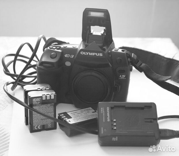 Цифровой фотоаппарат olympus E-3