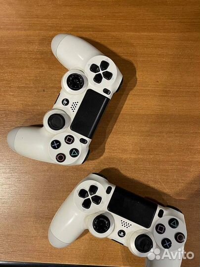 Джойстик ps4 белые
