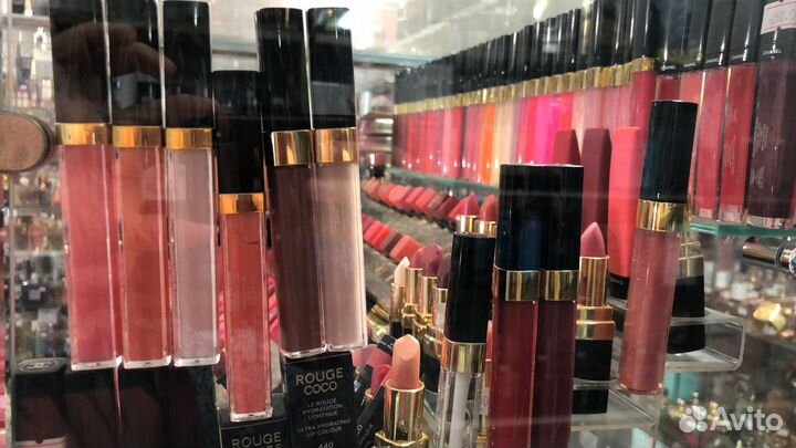 Блеск для губ Chanel