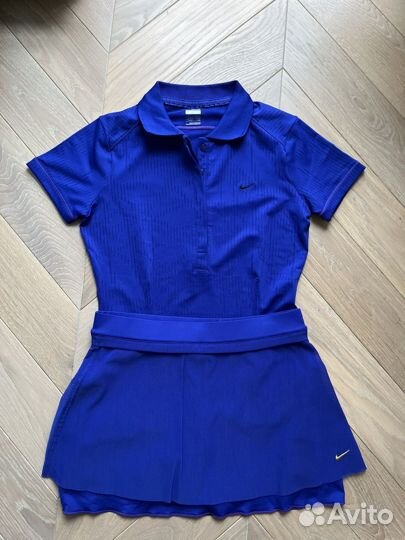 Теннисная одежда nike