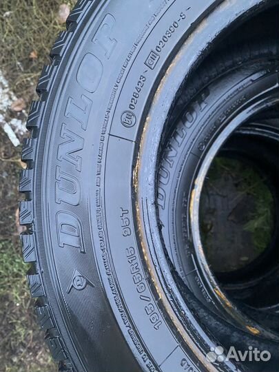 Dunlop SP Winter Ice 01 195/65 R15 95