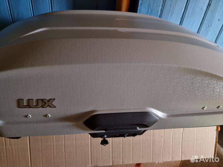Автобокс lux tavr