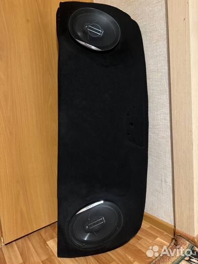 Акустическая полка на Весту седан