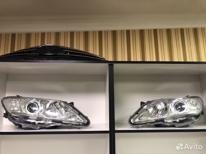 Фары Toyota Camry V50 (ксенон) (б/у, оригинал)