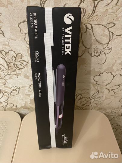 Выпрямитель для волос vitek новый