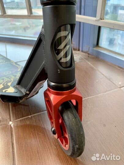 Трюковой самокат oxelo