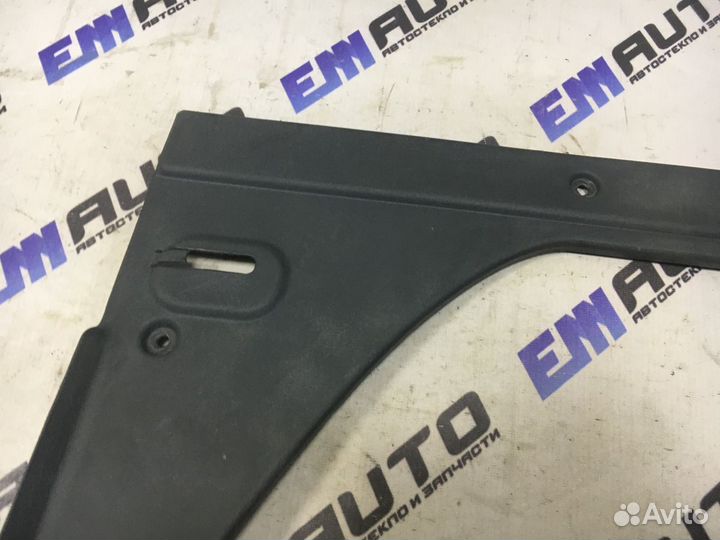 Обшивка багажника правая Хендай Соната