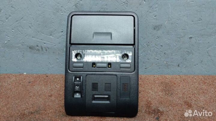 Плафон салонный передний Land Rover Vogue 3 L322