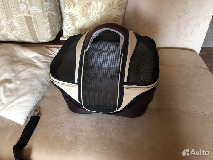 Переноска для кошек и собак