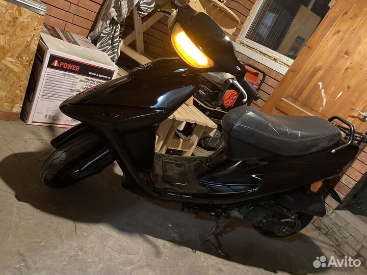 Скутер 80 куб