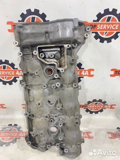 Крышка головки блока цилиндров левая Mercedes-Benz