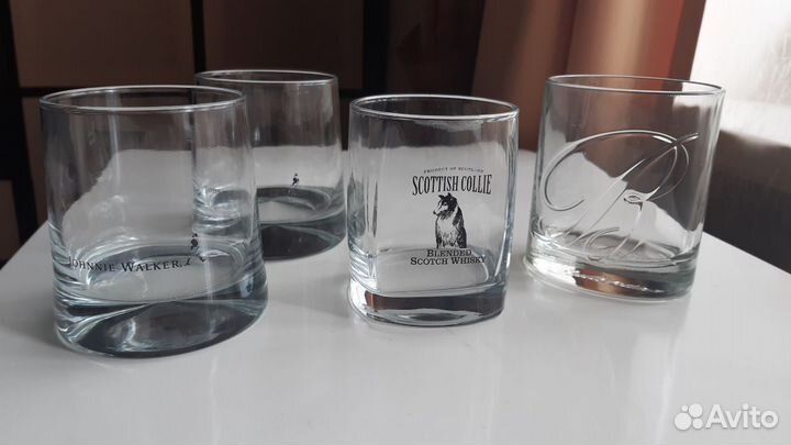 Стопки рюмки бокалы