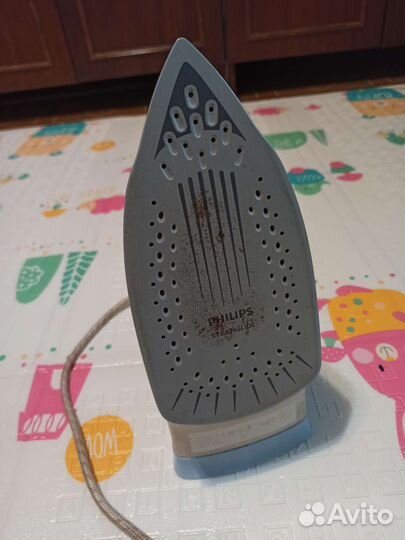 Утюг на запчасти либо нужен ремонт Утюг Philips