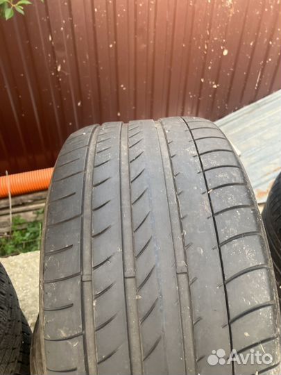 Dunlop SP Sport Maxx GT 275/40 R20 и 315/35 R20 106W