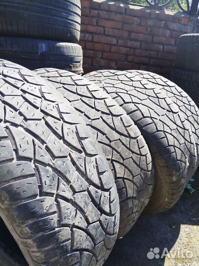 Cooper Zeon XST 275/60 R20