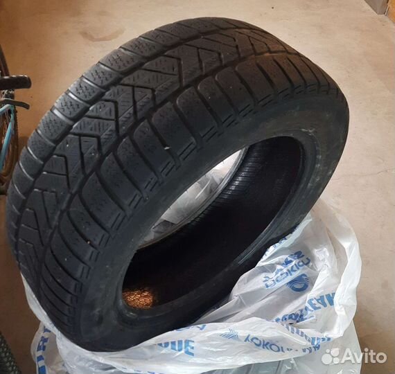 Pirelli Winter Sottozero 3 215/55 R17 98H