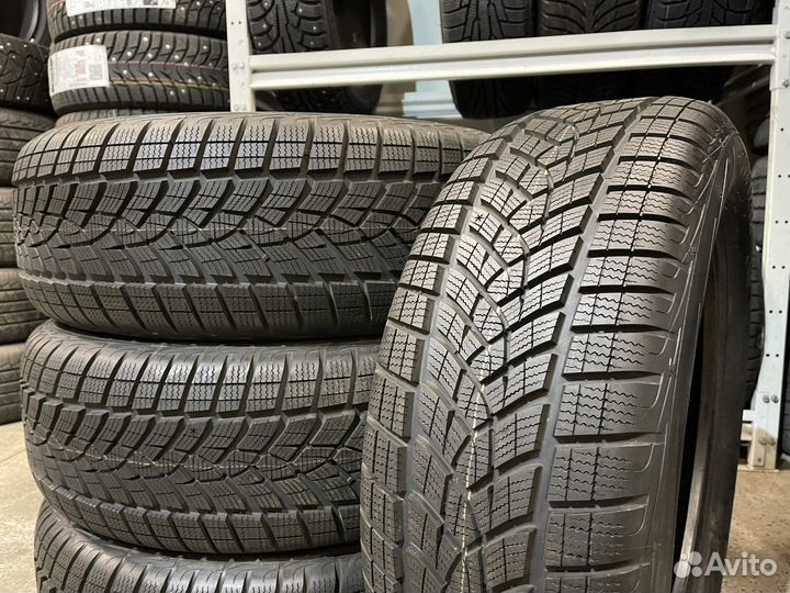 Goodyear UltraGrip Ice SUV Gen-1 235/60 R17 106T