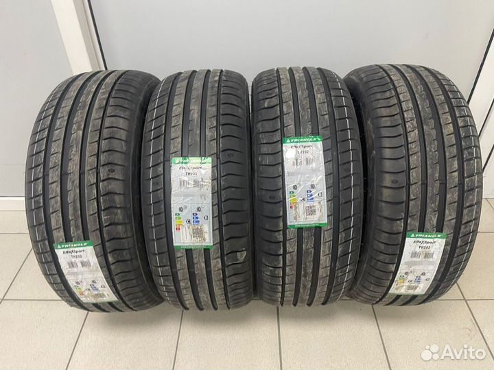 Triangle EffeXSport TH202 245/30 R20 95Y