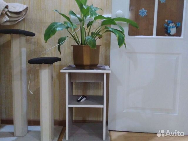 Тумба под цветы