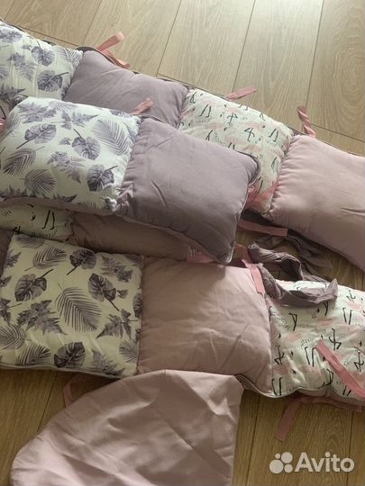 Бортики в детскую кроватку для девочки