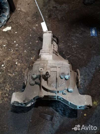 Задний редуктор задний Volkswagen Touareg 7L 2.5