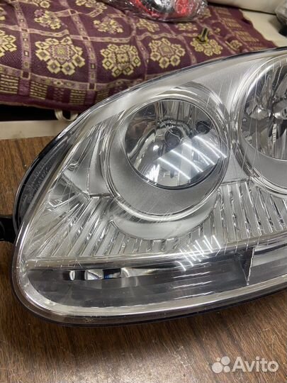Фара левая Volkswagen Jetta 5 Golf 5 05-11г