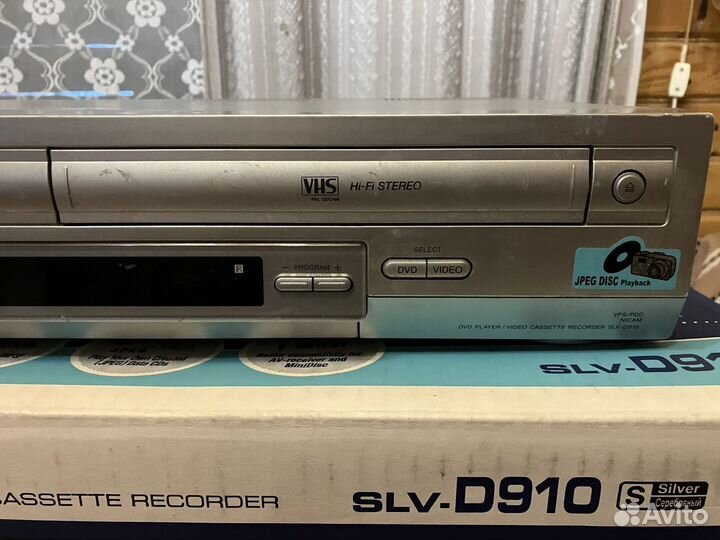 DVD плеер / Видеомагнитофон Sony SLV-D910