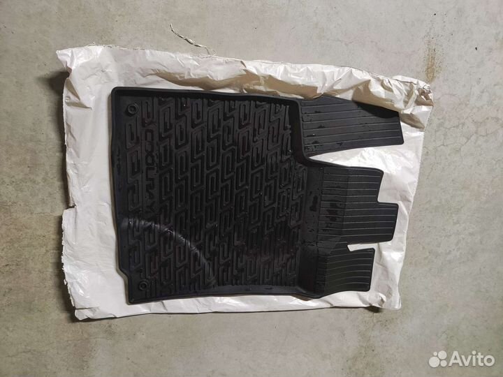 Автомобильные коврики для Geely Coolray (2023)