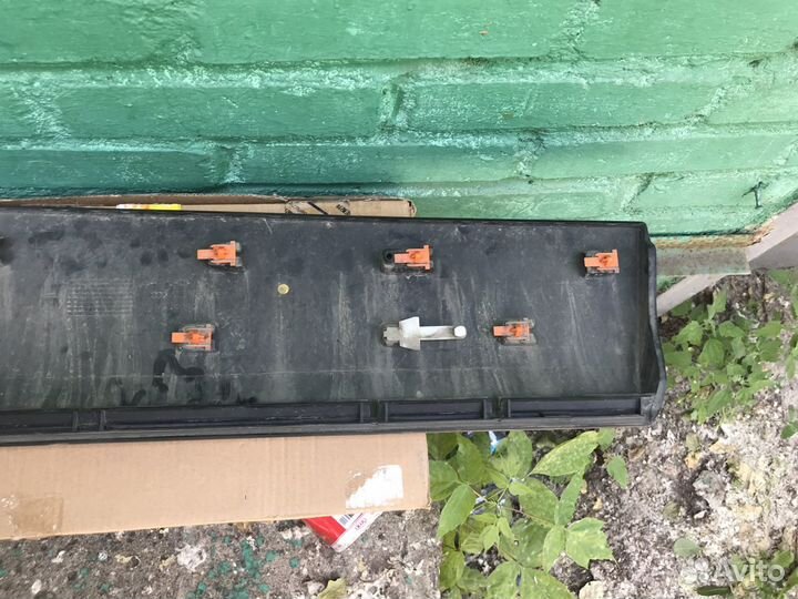 Q7 молдинг двери