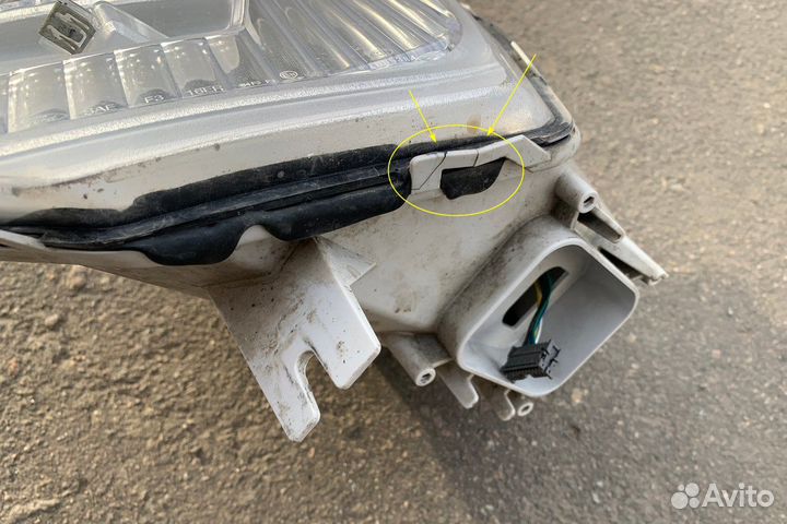 Фара противотуманная левая Explorer 5