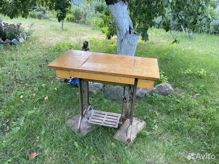 Швейная машина класса 2-М