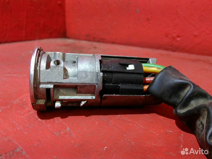 Замок зажигания Рено Логан 1 до 2014г