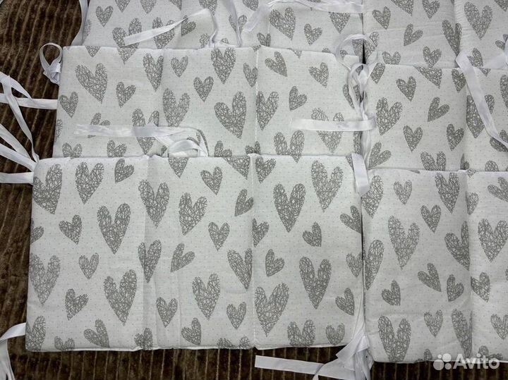 Бортики в детскую кроватку